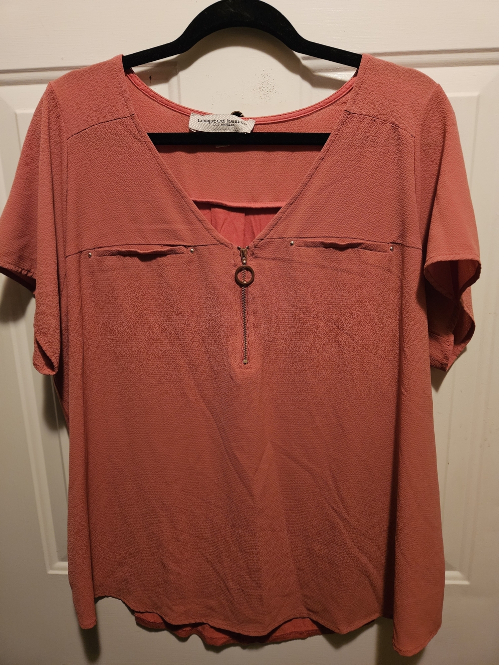 Tempted Hearts Coral Short Sleeve V-Neck Top with Ring Zipper
